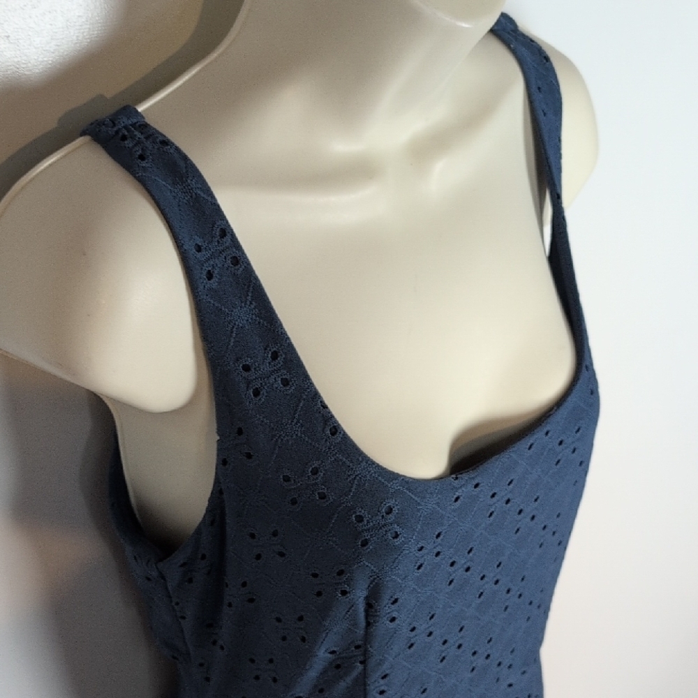 Hutch Sleeveless A-Line Knee Length Dress - Picture 5 of 11